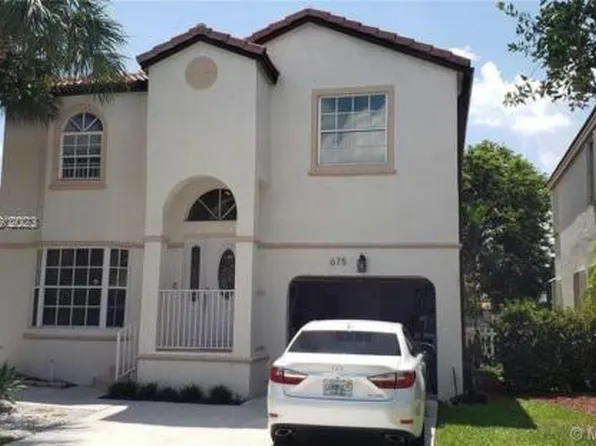 675 NW 159th Ave, Pembroke Pines, FL 33028