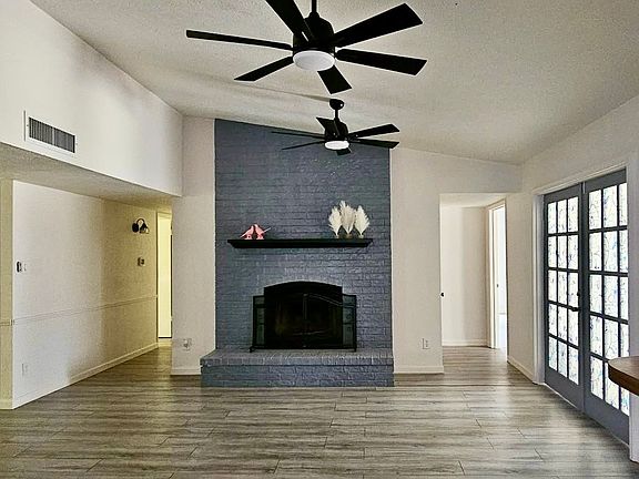 2nd image of 509 Chestnut Dr