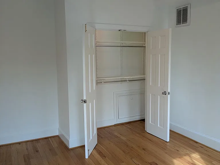 1421 Q St NW #1 — Photo 11