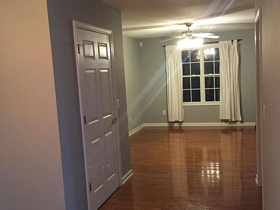 3rd image of 2121 S Greenwood Dr APT 1001