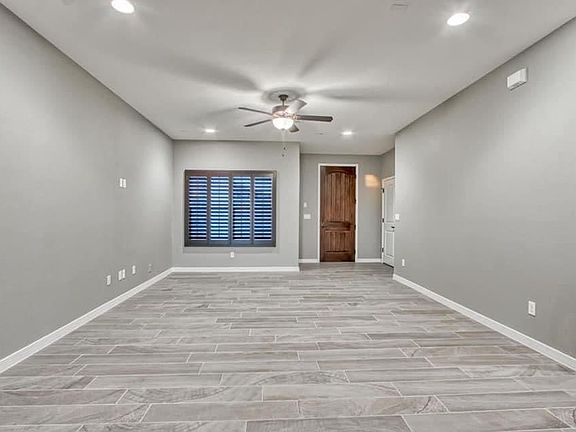 4th image of 10605 Hidden Palm Pl