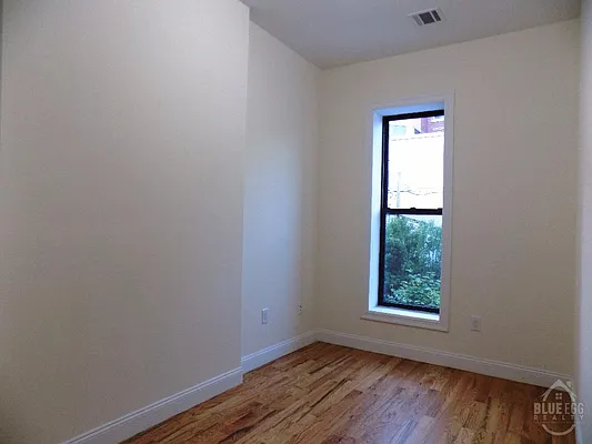 Rented by Blue Egg Realty Corp | media 26