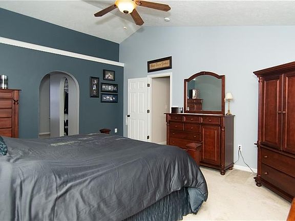 4th image of 11921 Dartmoor Dr