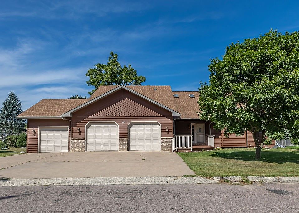 1st image of 636 E Olson Street