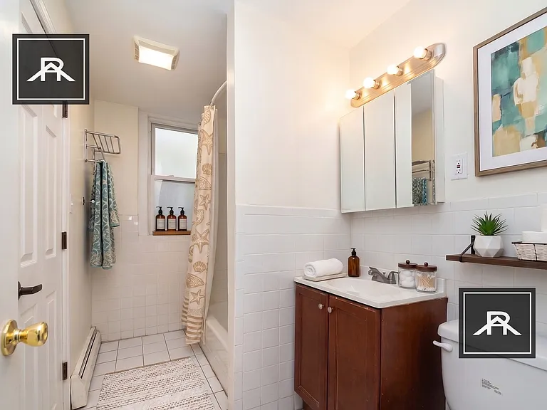 23 Chester St #4 — Photo 16