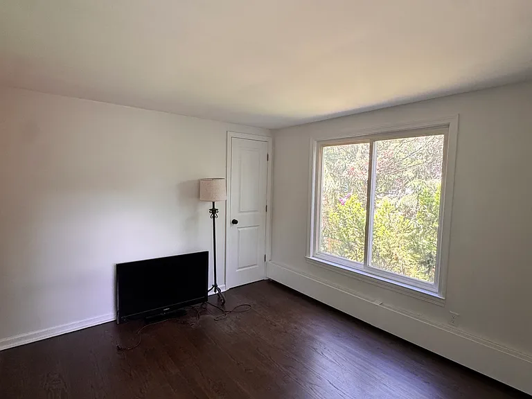 19 Whitney St — Photo 10