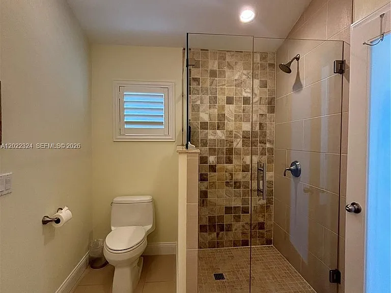 102 Venetian Dr — Photo 26