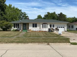 403 Adair St, Adair, IA 50002
