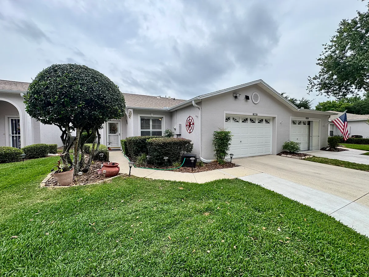Building Photo - 549 Golfview Ct