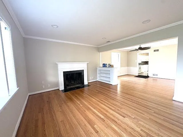 7525 Wentwood Dr — Photo 3