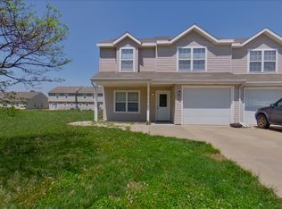 438 Butterfield Rd, Manhattan, KS 66502