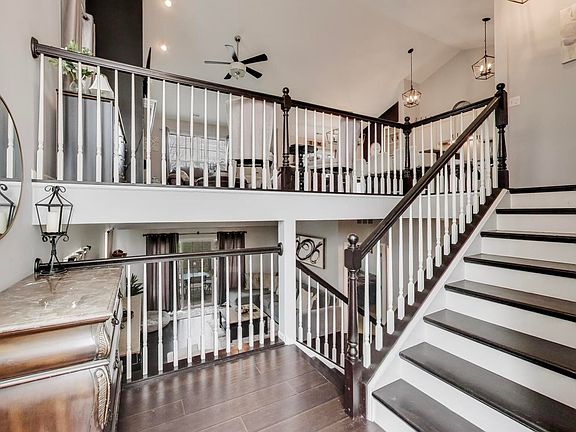 4th image of 2325 Georgetown Cir