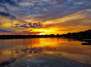 11391 Hall Rd, Whitmore Lake, MI 48189