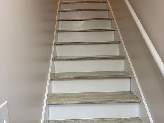 5th image of 203 Loma Rd APT 6
