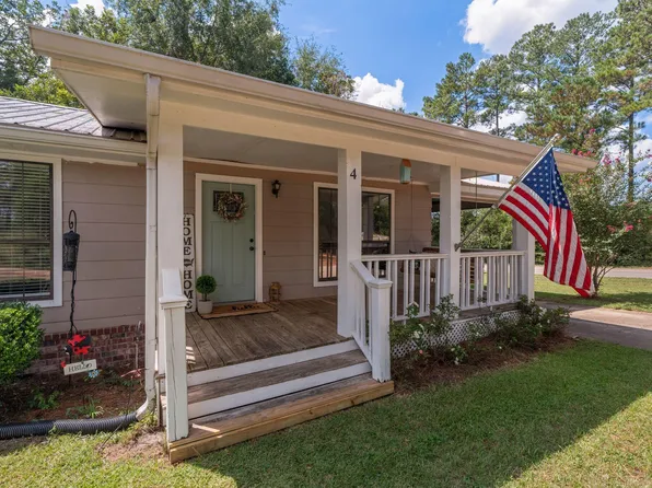 4 White Rd, Sumrall, MS 39482