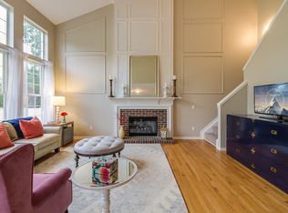 39149 Hayward Dr, Westland, MI 48185