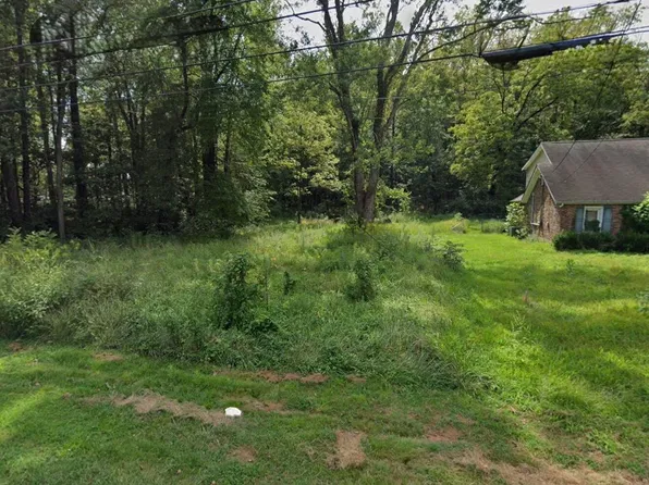 8404 Arnoldtown Rd, Louisville, KY 40214