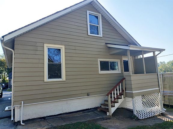 2nd image of 3241 Coles Ave