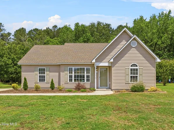 105 Henry Giddeons Drive, Teachey, NC