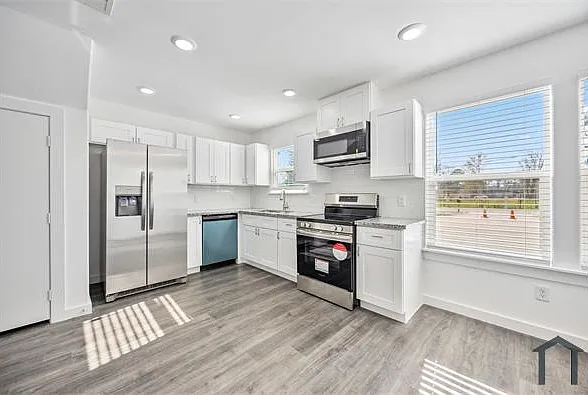 8222 Bigwood St #B — Photo 9