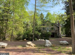 14 Bruin Ct, Lake Harmony, PA 18624