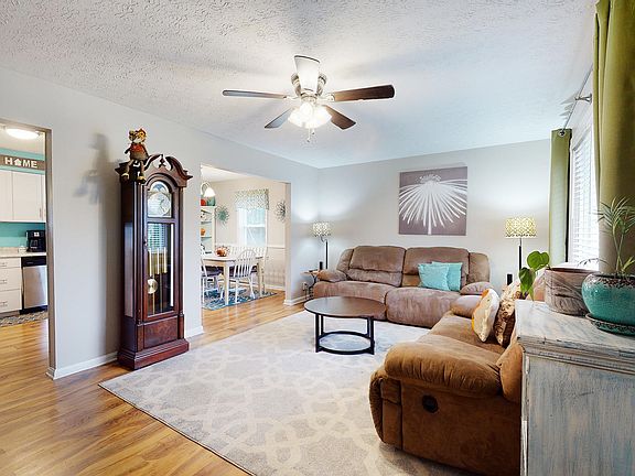 4th image of 207 Hillcrest Dr