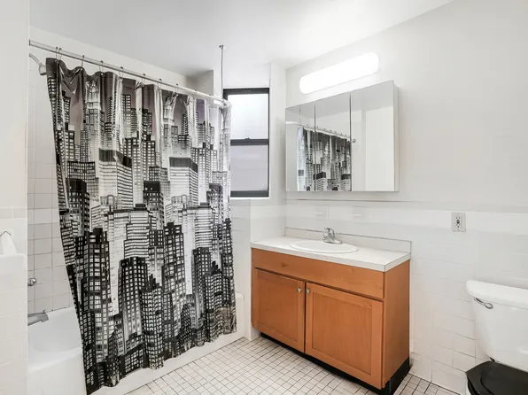 24 Bradhurst Avenue image 9 of 11