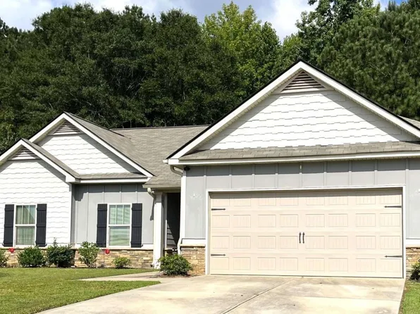 374 Daffodil Dr, Temple, GA 30179