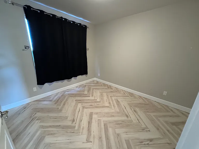 1820 E Madera St — Photo 17