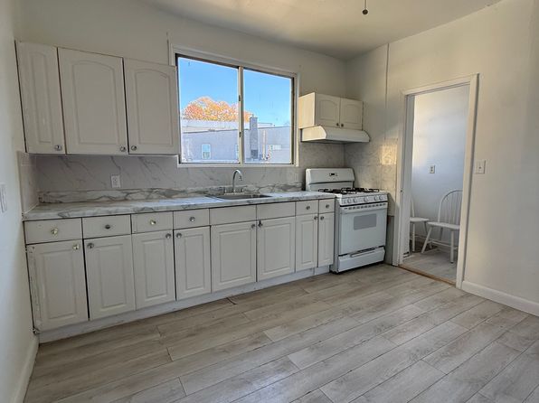 (undisclosed Address)