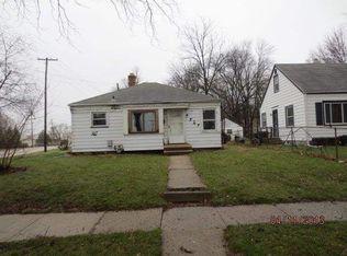 527 Webster Ave, Rockford, IL 61102