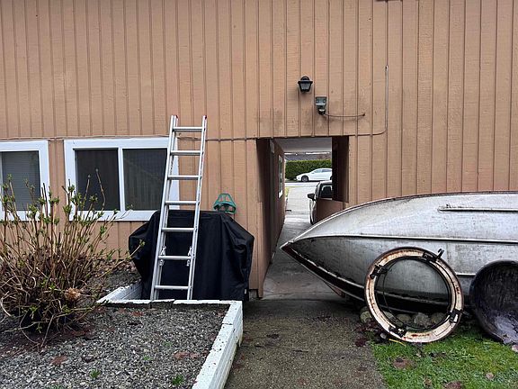 5th image of 21729 124th Ave