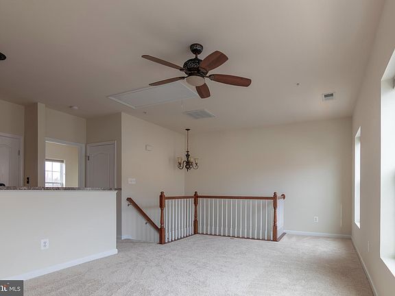 5th image of 23224 Scholl Manor Way #1128