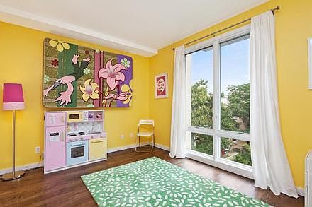 3rd image of 323 23rd St