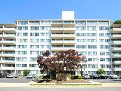 1301 S Arlington Ridge Rd APT 205, Arlington, VA, 22202
