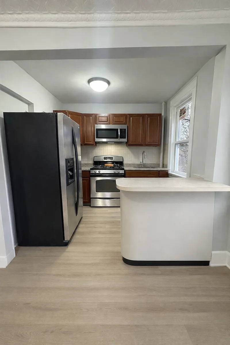 Building Photo - 13826 Brookville Blvd #2