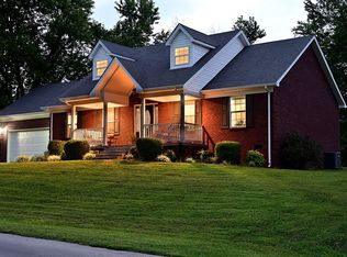 102 Poplar Wood Dr, Bardstown, KY 40004