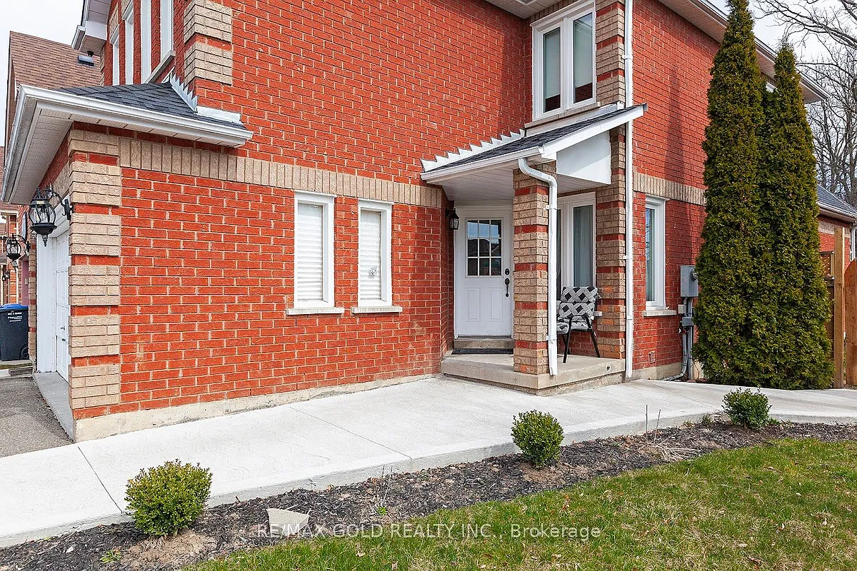Building Photo - 1 Ripley Cres