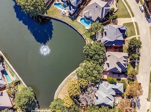 3rd image of 208 Spyglass Dr