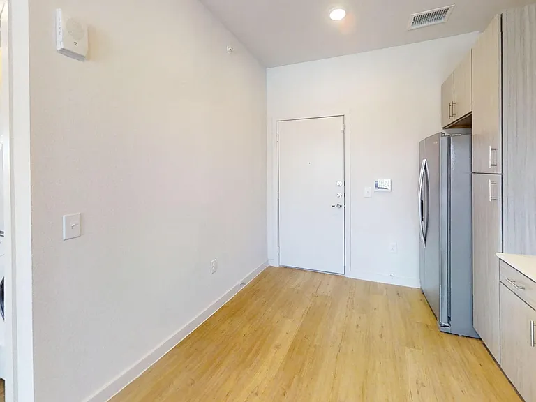 Park South — Photo 180