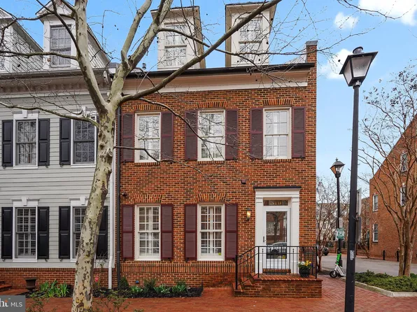 519 N Pitt St, Alexandria, VA 22314