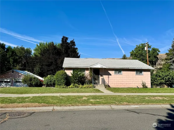 700 Fir Street, Coulee Dam, WA 99116