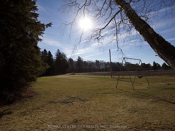 5th image of 7923 Coyle Rd