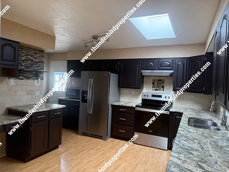 2108 Muriel St NE — Photo 3