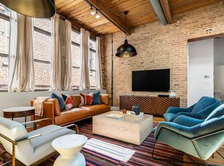 1152 W Randolph St #ID1360082P, Chicago, IL 60607