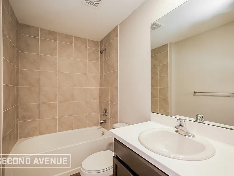 2512 54th St SW — Photo 17