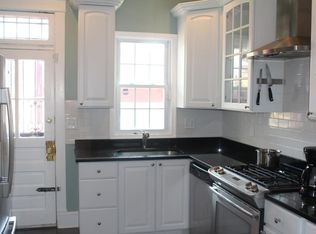 625 7th St NE, Washington, DC 20002