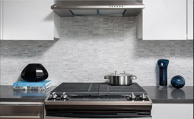 Rented by VRE | media 6