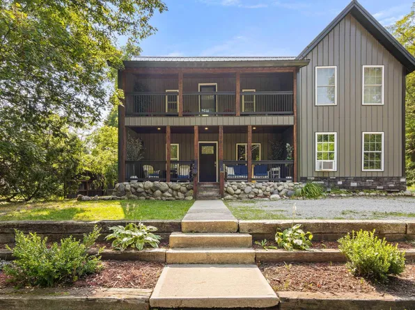 3806 2nd St, Alba, MI 49611