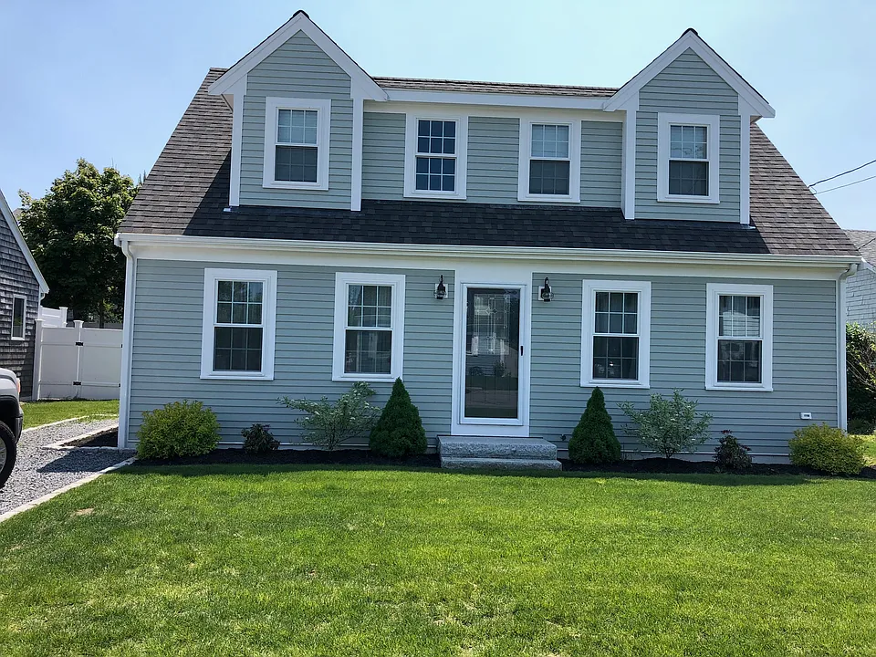 12 Feake Ave